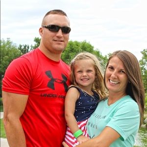 Meet your Posher, Dustin